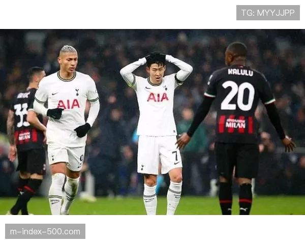 热刺进攻推进阶段传球路线选择，里沙利松回撤接应与前插时机把握